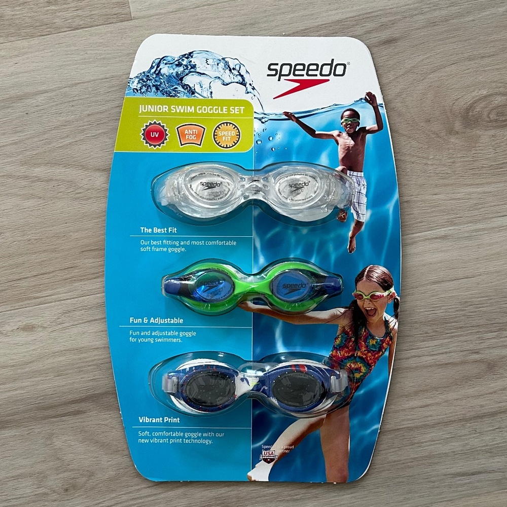 NWT Speedo Junior Swim Goggle Set